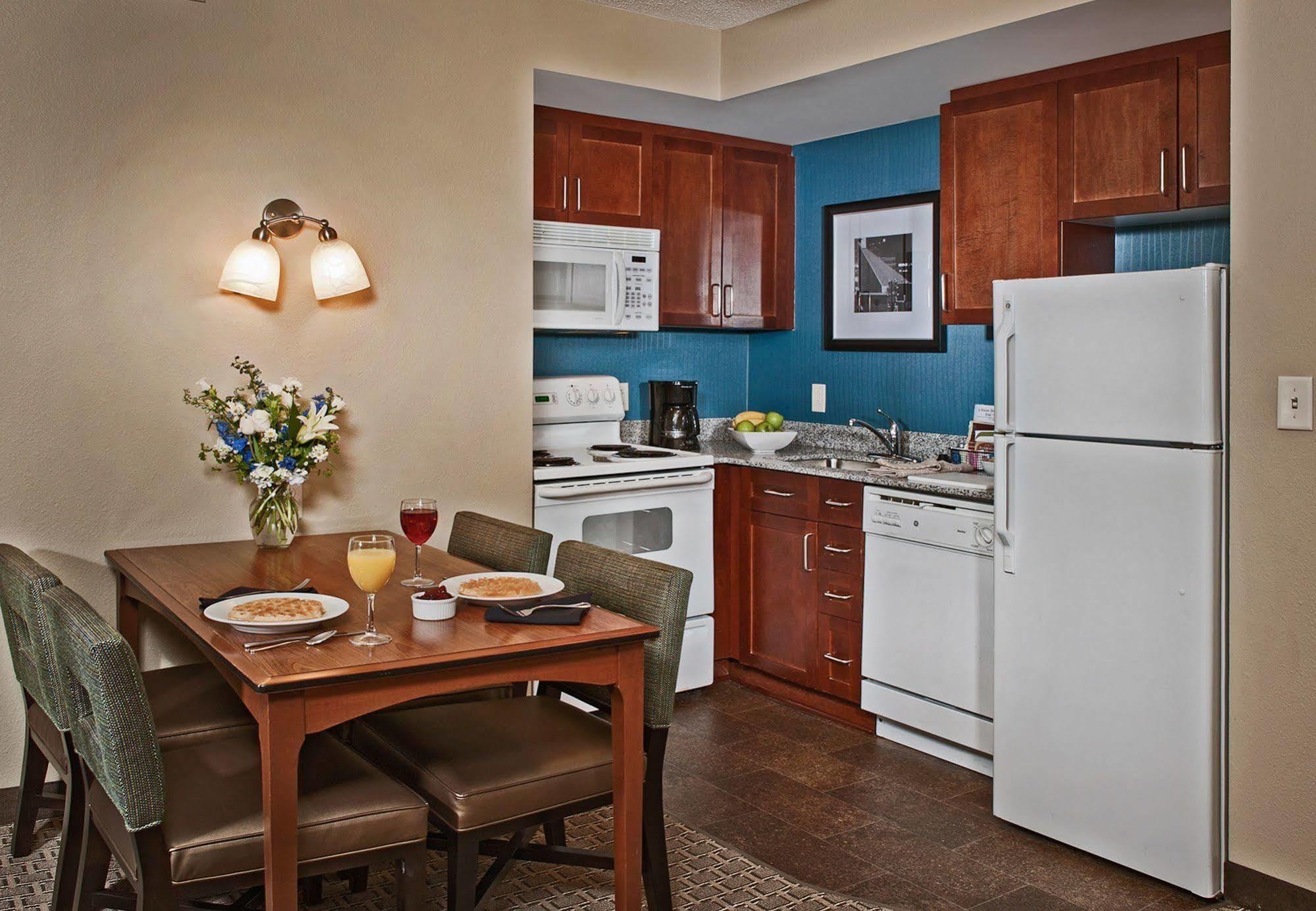 Residence Inn By Marriott Baltimore Downtown/ Inner Harbor Экстерьер фото